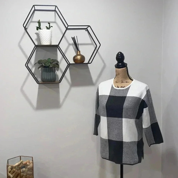 Max Studio Sweater - Picture 1 of 5